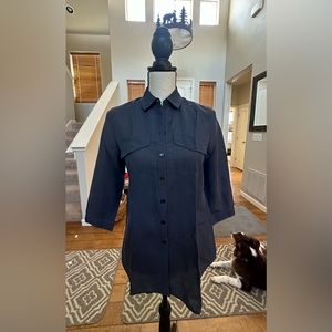 BCBG linen shirt (S) 🩵